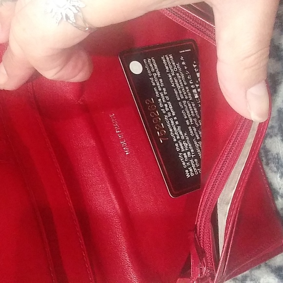 Authentic Chanel wallet - Picture 4 of 5